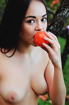 Li Moon In Strapless Bra And A Super-short Skirt